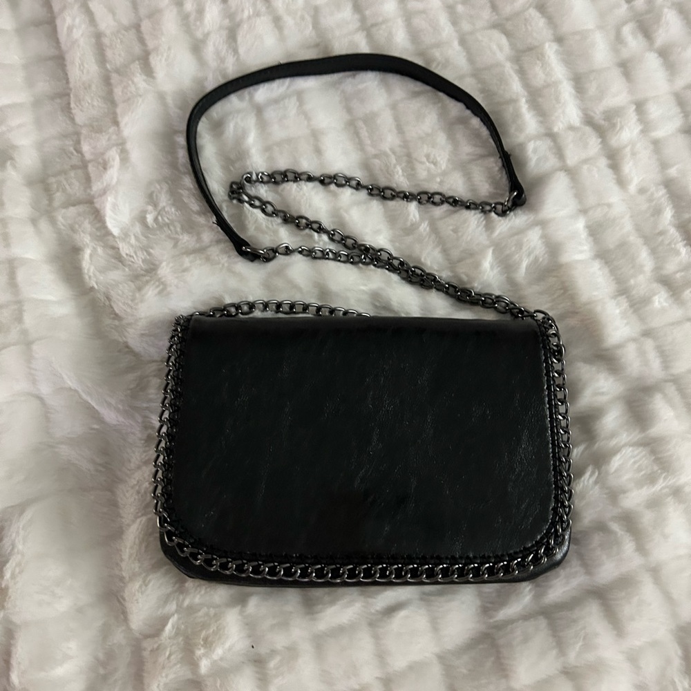 Nordstrom’s Wallet on a Chain